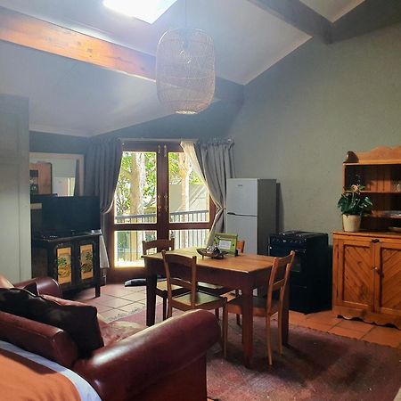 Waterhouse Guest Lodge - Indus Street Pretoria-Noord Quarto foto